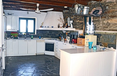 Koundouros Villa | Luxurious stone villa with a fantastic sea view and a few minutes from the sea
