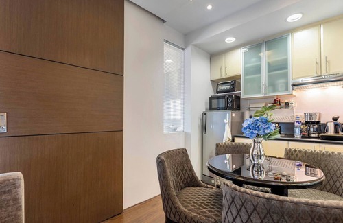 Pinagsama Condo | Luxurious Studio in McKinley Hill with City View
