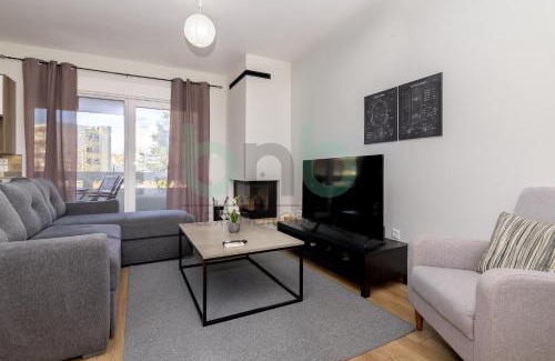 Alexandroupoli Apartment | Luxurious Tsimiski 2nd Floor