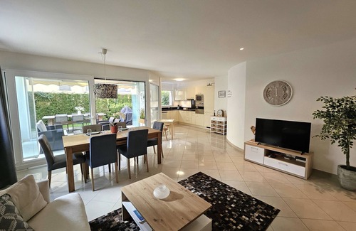 Ascona Apartment | Luxurious vacation apartment in Ascona: your lakeside retreat!