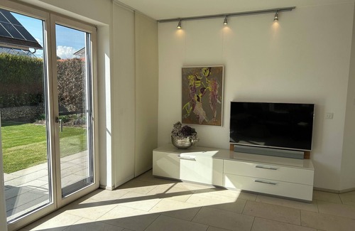Riedenburg Apartment | Luxurious vacation home (200sqm) on the edge of the forest with sauna and terrace