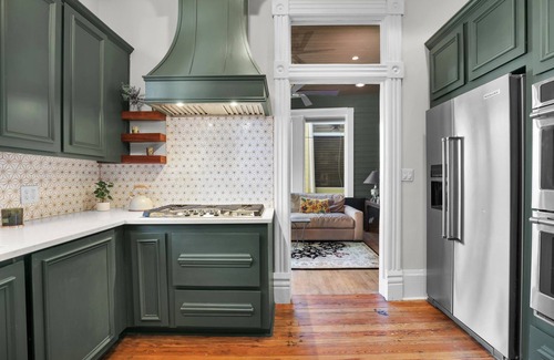 Historic Downtown Savannah House | Luxurious Victorian Manor w/Private Pool + Parking by Lucky Savannah