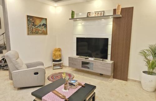 Pondicherry Villa | Luxurious Villa Santo-Na Staycation - Auroville,Pondicherry