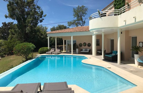 La Grand-Chile Villa | LUXURIOUS VILLA A/C. GORGEOUS SEA & GREENERY VIEW . HUGE POOL. NOT OVERLOOKED