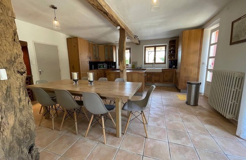 Cazaubon Villa | Luxurious Villa in Cazaubon with Swimming Pool