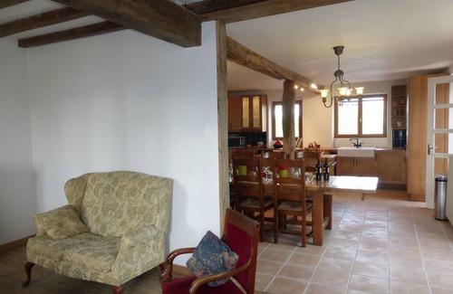 Cazaubon Villa | Luxurious Villa in Cazaubon with Swimming Pool