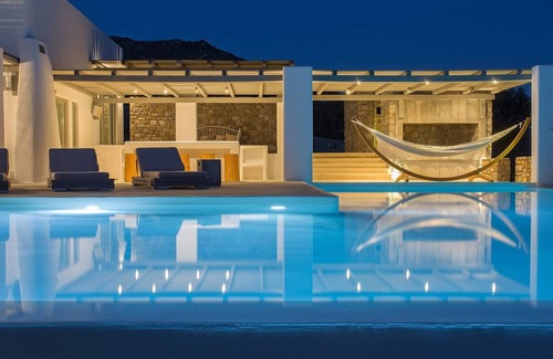 Kalafatis Villa | Luxurious Villa in Kalafati Mykonos