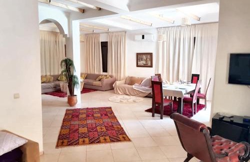 Tamansourt Villa | Luxurious Villa in Marrakech with Pool