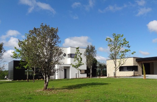 Cahors House | Luxurious VILLA SAINT CIRICE with EXCEPTIONAL SERVICES