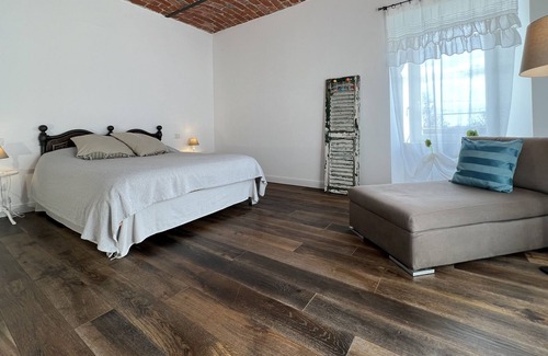 Bistagno Villa | Luxurious villa with swimming pool - Casale Valle Brinetta