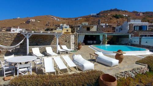 Kea Villa | Luxurious waterfront villa Christina in the area of Melissaki with a swimming pool, sea and sunset view