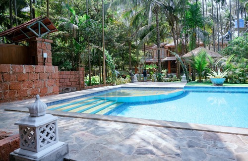 Alibaug Villa | Luxurious Wood Villa At Alibaug Beach Pet Friendly