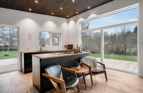 Frederiksvaerk House | Luxurious Wooden House In Idyllic Surroundings
