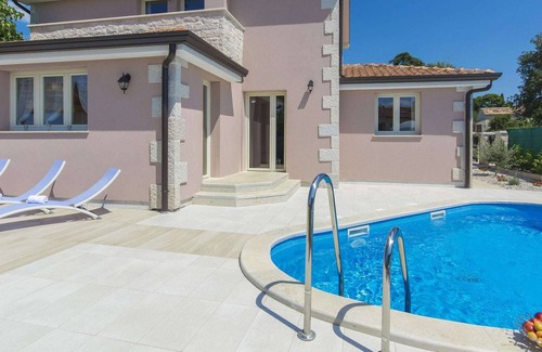 Kosinozici Cottage | Luxuriously equipped villa with private pool offers you an excellent vacation