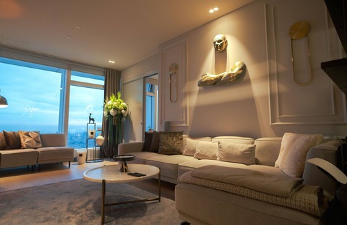 Sisli Apartment | LUXURIOUSLY FURNISHED, UNIQUELY DECORATED,WITH A BOSPHORUS VIEW, 1+1 APARTMENT.