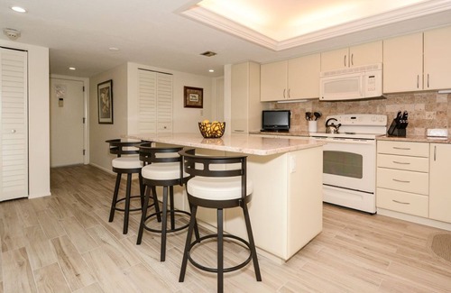 Siesta Key Condo | Luxurous Island Living at Excelsior Beach to Bay, Siesta Key, America's #1 Beach