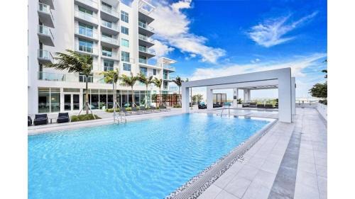 Northeast Miami Apartment | LUXURY 1 BDRM/1B APT IN MIAMI DESIGN DISTRICT AREA
