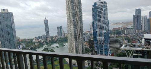 Colombo 02 Apartment | Luxury 1 bed apartment for rent at Trizen