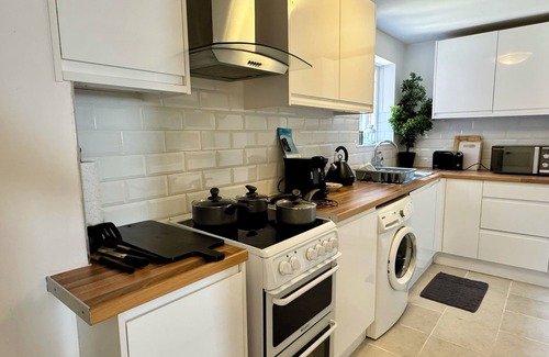 Riverside Apartment | Luxury 1 Bed London