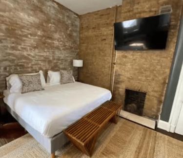 Downtown Cincinnati Apartment | Luxury 1 Bedroom Loft in Heart of Over the Rhine!