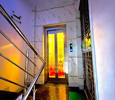 New Delhi Apartment | Luxury 1 BHK apartment in New Delhi