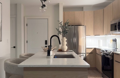 Bloomfield Apartment | Luxury 1 BR Apartment - Aspen Ski Resort Inspired