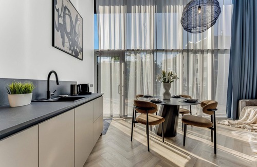 Kalamaja Apartment | Luxury 1-BR Loft/terrace/best area in Tallinn/AC