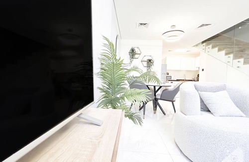 Dubai Apartment | Luxury 1-BR Villa in Rukan: Dubai Skyline Views!
