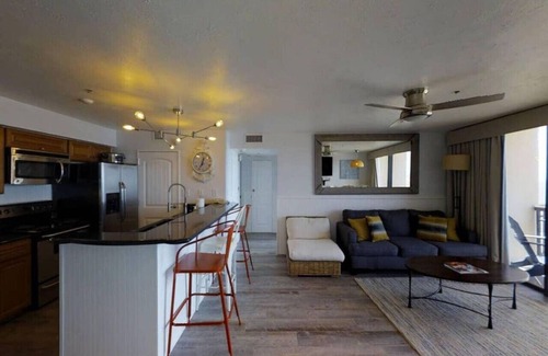 Galveston Condo | Luxury 15th flr Beachfront Condo, 4 Diamond Resort