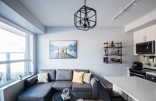 Innisfil Resort | Luxury 1BD Condo @ All Season Waterfront Resort