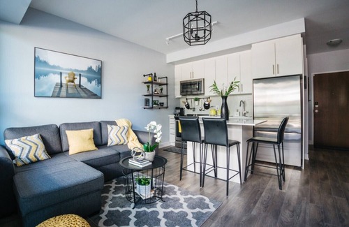 Innisfil Resort | Luxury 1BD Condo @ All Season Waterfront Resort