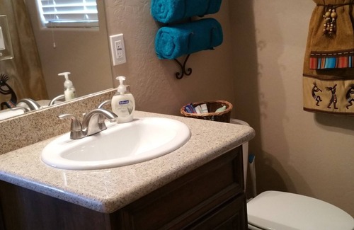 Apache Junction House | Luxury 1BR, 1BA Guest Casita With Glorious Superstition Mtn View!