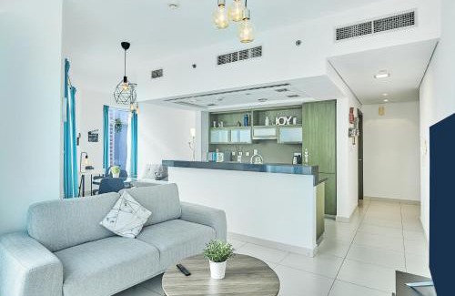 Downtown Dubai Apartment | Luxury 1BR Apartment - 1 Min to Burj Khalifa in The Heart of Downtown -The Lofts Tower