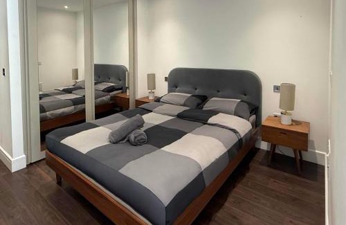 Whitechapel Apartment | Luxury 1BR Apartment near Tower Bridge