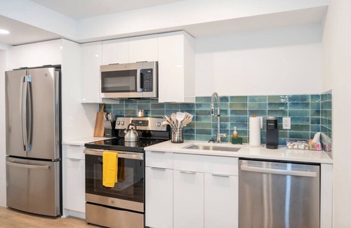 Diamond Hill House | Luxury 1BR Condo: OPEN Pool + Prime Location
