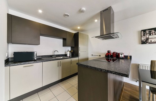 Lansbury Apartment | Luxury 2 bed 2 bath apartment in Canary Wharf