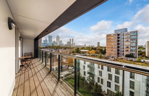 Lansbury Apartment | Luxury 2 bed 2 bath apartment in Canary Wharf