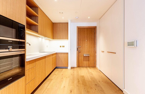 Queenstown Apartment | Luxury 2 Bed 2 Bathroom Battersea Power Station
