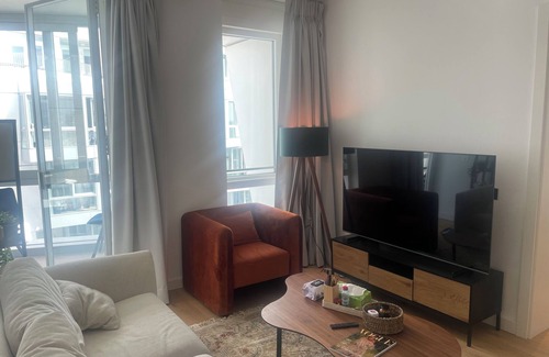 Queenstown Apartment | Luxury 2 Bed 2 Bathroom Battersea Power Station