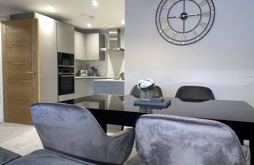 Moseley Apartment | Luxury 2 Bed Apartment in Moseley Birmingham
