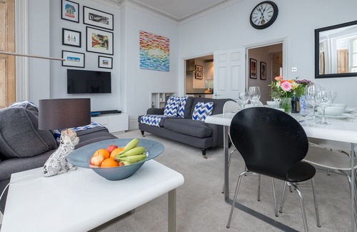 Kemptown Apartment | Luxury 2 bed direct Seaviews - 5 star rating