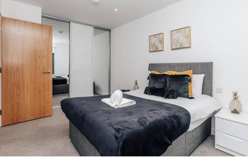 Theatreland Birmingham Apartment | Luxury 2 Bed En-suite Birmingham City Centre.