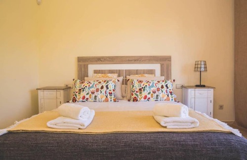 Benahavis House | Luxury 2 bed with Amazing Golf Views - Marbella