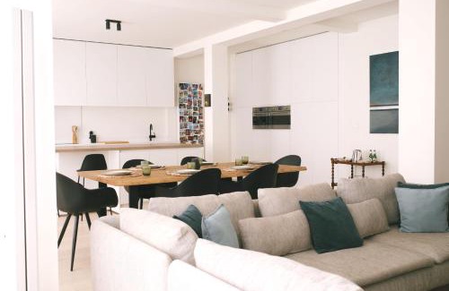 Antwerp Apartment | Luxury 2 Bedroom - Antwerp City Centre
