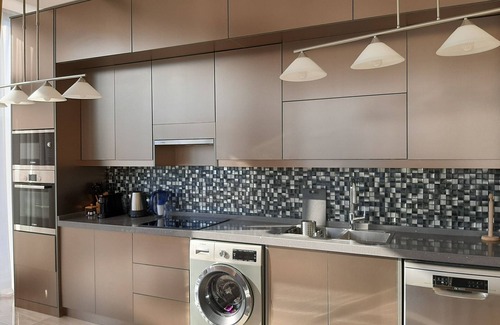 Saburtalo Apartment | Luxury 2-bedroom apartment with WiFi and AC in marvelous T'bilisi