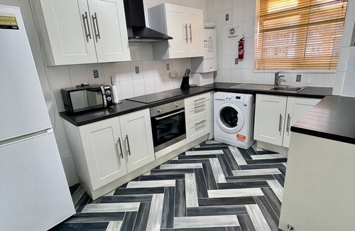 Somers Town Apartment | Luxury 2 Bedroom Apartment in City Centre