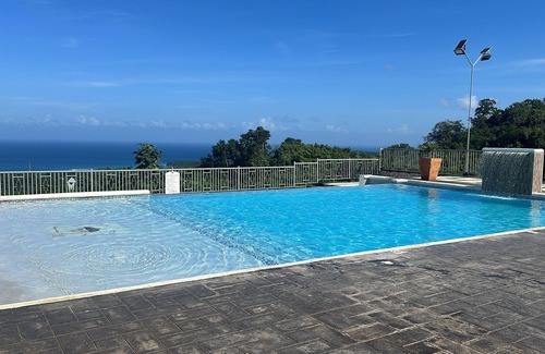 Ocho Rios House | Luxury 2 bedroom bungalow with pool & gym in Ocho Rios, with WiFi and AC