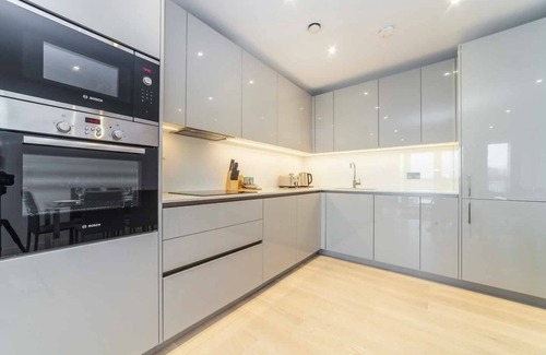 Elephant and Castle Apartment | Luxury 2 Bedroom Flat In Elephant and Castle