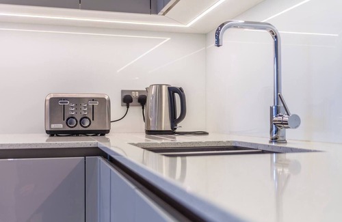 Elephant and Castle Apartment | Luxury 2 Bedroom Flat In Elephant and Castle