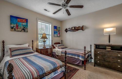 Myrtle Beach Apartment | Luxury 2 Bedroom priced like a hotel., pets ok